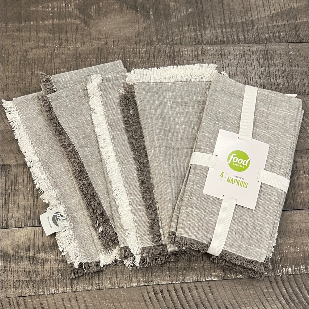 Food Network Taupe and Cream Fringed Napkins x8